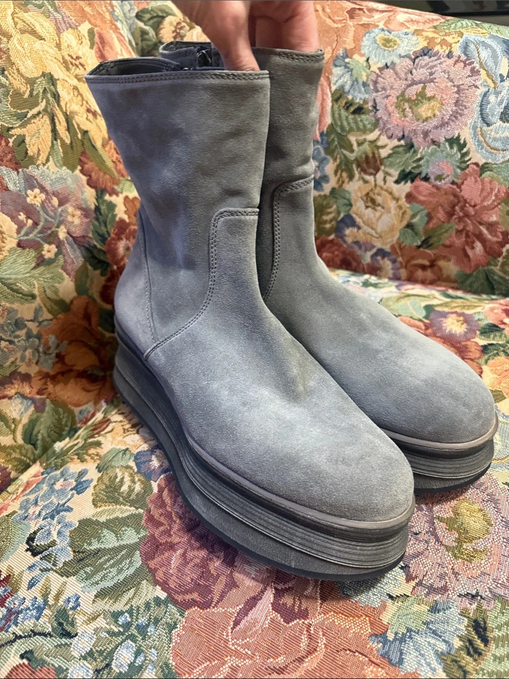 WOW POSHMARK Authentic Pantofola D’oro Grey Suede Leather Boots MADE IN ITALY!!